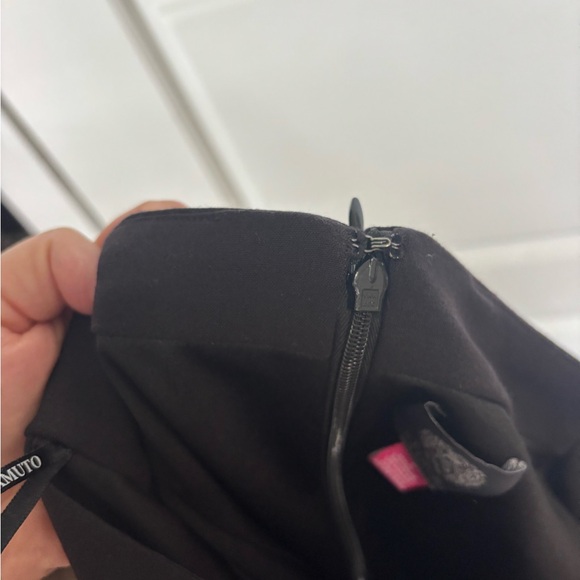 Vince Camuto Ruched Off the Shoulder Black Gown size- 6 - Picture 13 of 14